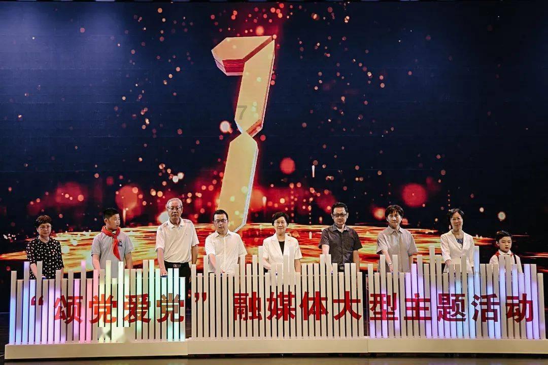 洛阳大学生穿飞鱼服被批没文化，大象评论：不应抓着“锦衣卫”上纲上线，对穿飞鱼服的大学生志愿者包容，更显文化！